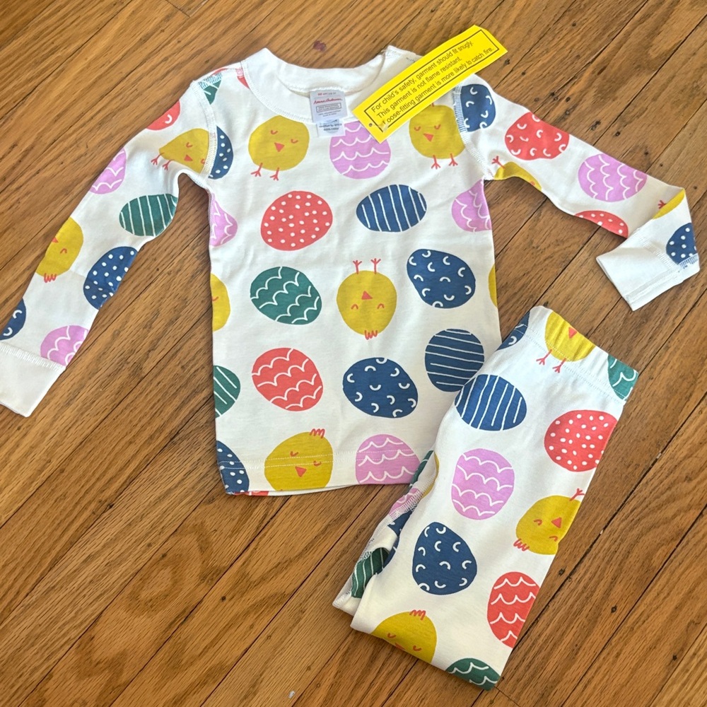 *Organic Kids Cream Easter Chick Print Pajama Set